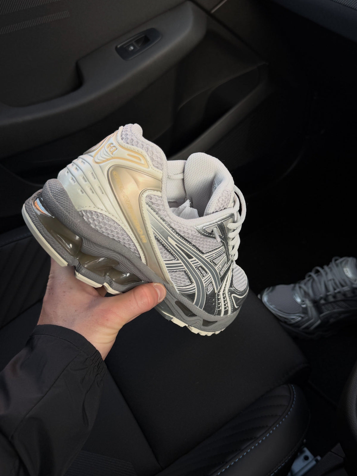 ASIC GEL KAYANO 14 ‘CONCRETE PURE’