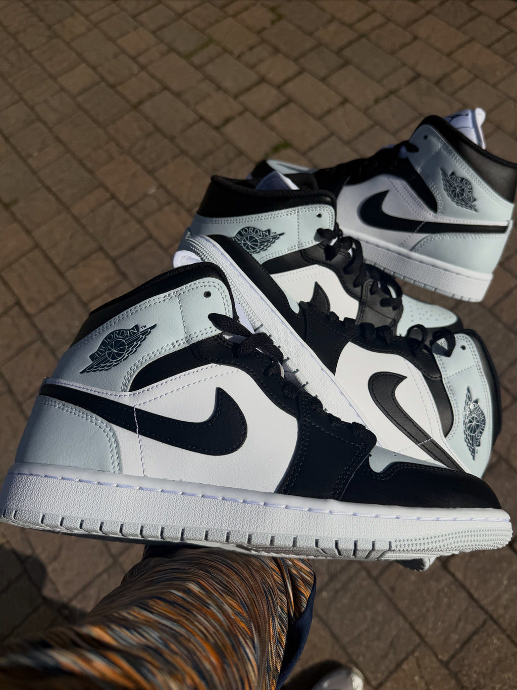 Jordan 1 Mid ‘Blue/White’